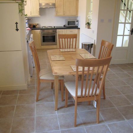 Falstaff Cottage For Up To 5, Stratford Upon Avon المظهر الخارجي الصورة